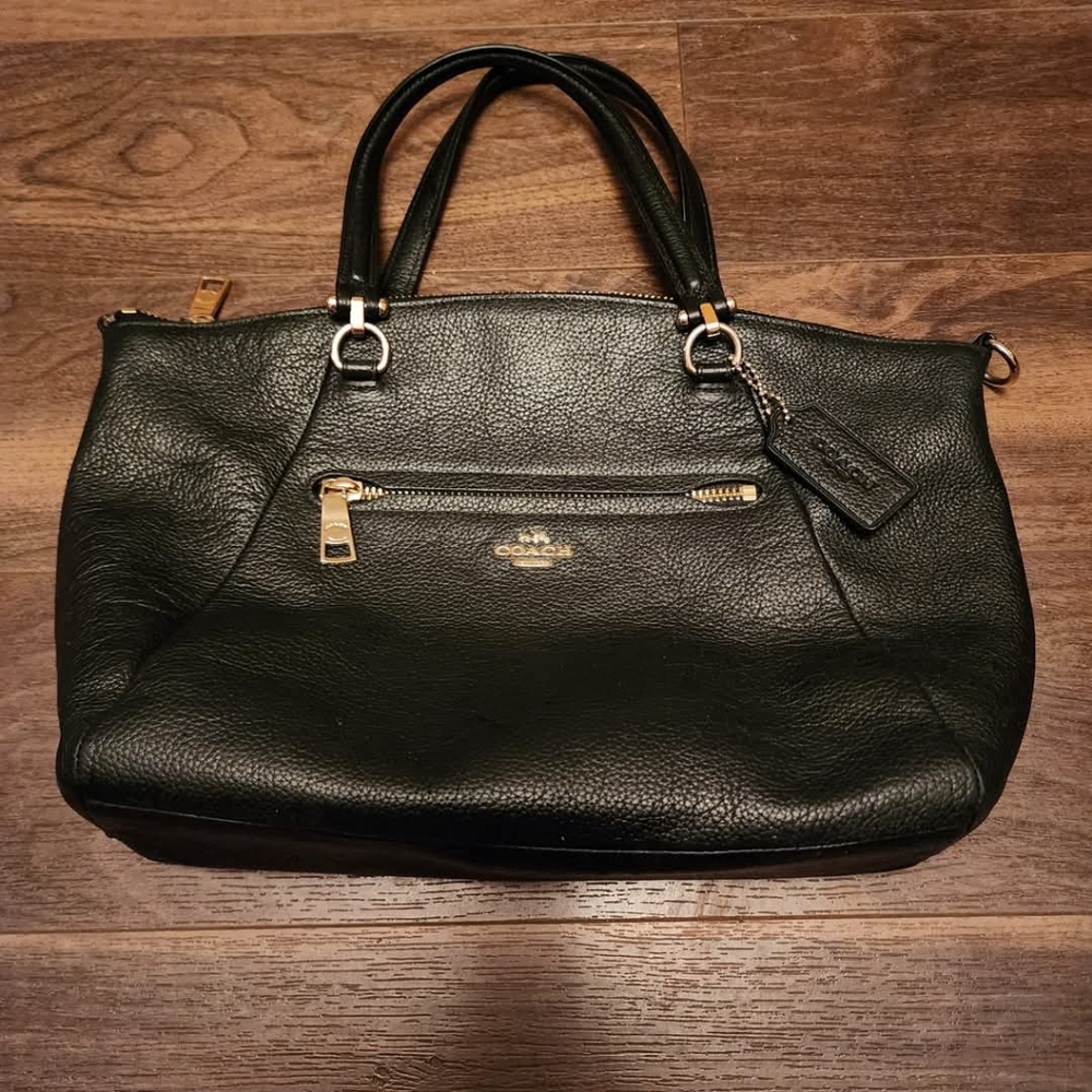 COACH HANDBAG